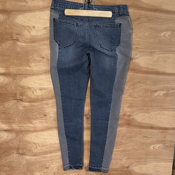 Kensie womens sz 27x 26 mid rise skinny color block patchwork jeans Raw Hem - Picture 6 of 8